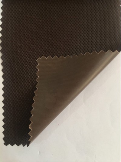 JS-CNYI-840D 牛津皮 PVC-21 尼龍面料  背囊/雨衣面料   防水 防油 圍裙布料 45度照